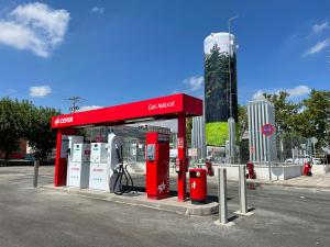 Cepsa y Redexis avanzan en la expansión del gas natural vehicular en España con una nueva estación de repostaje en Madrid
