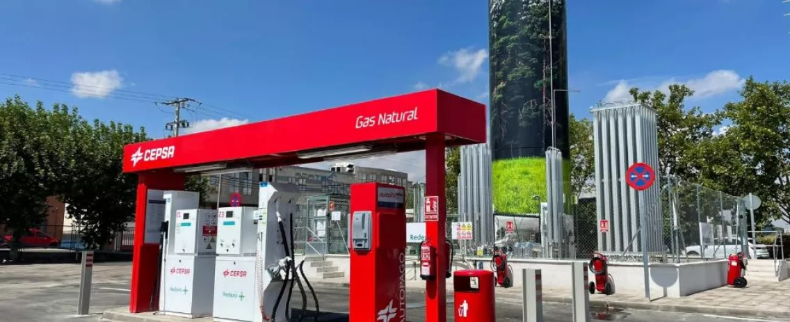 Cepsa y Redexis avanzan en la expansión del gas natural vehicular en ...