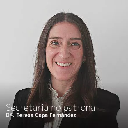 secretaria no patrona Dª Teresa Capa Fernández